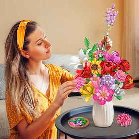 PLAXSOON Diverse blooms collection enabling creative bouquet arrangements.