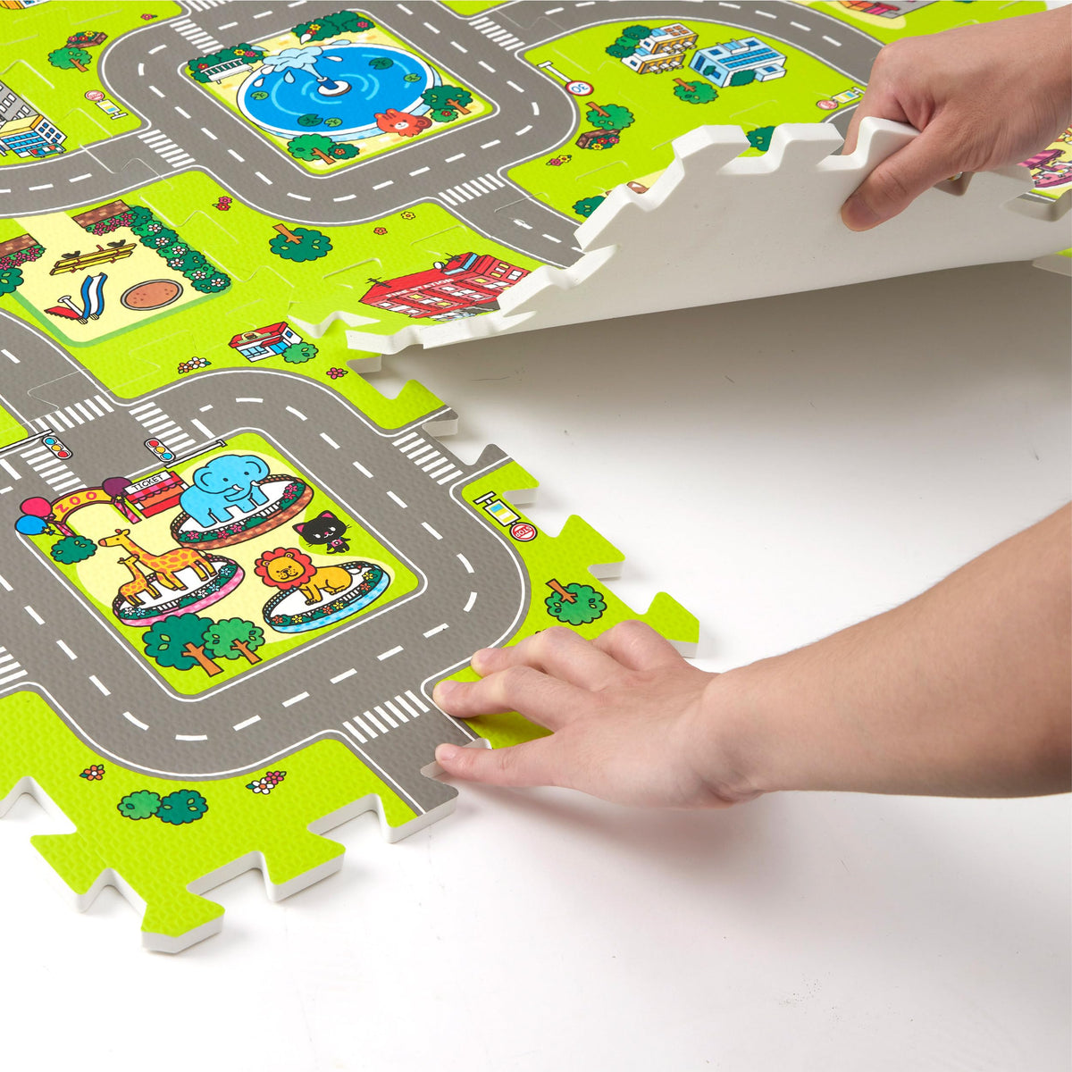Play 10 waterproof mat is easy to wipe clean after spills or naps.
