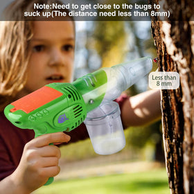 PLAY Bug Vacuum magnifying chamber close view for detailed viewing.