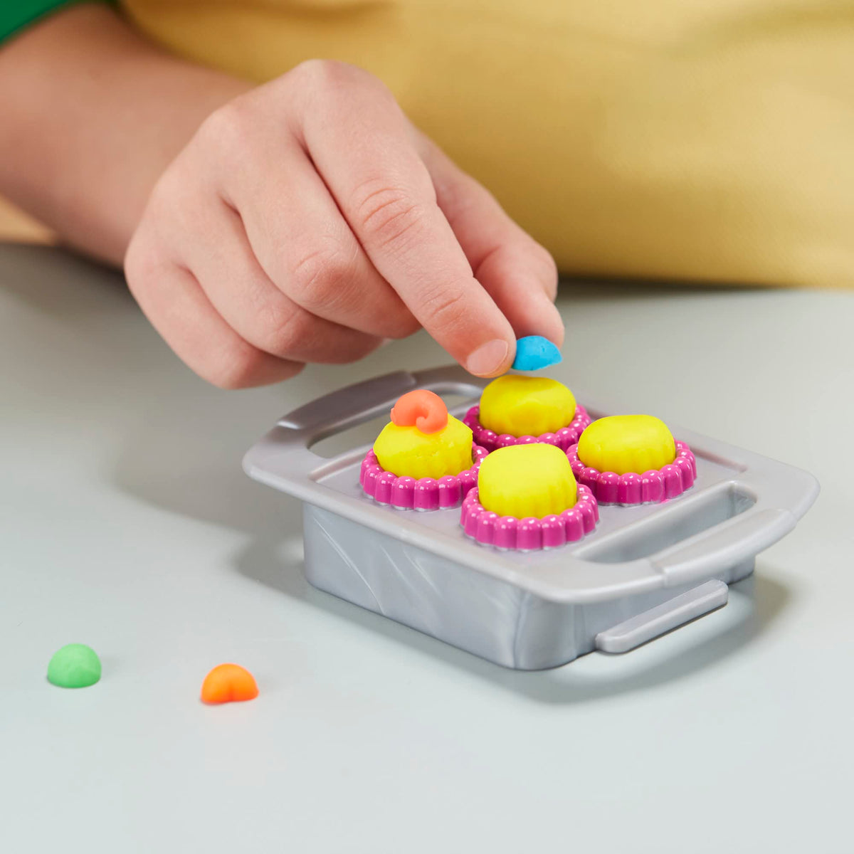Play-Doh Magical Oven ding sound signaling completion for pretend meals