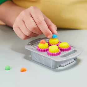 Play-Doh Magical Oven ding sound signaling completion for pretend meals