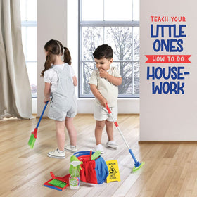 Play22 Kids Cleaning Set mop with extendable handle for flexible pretend cleaning