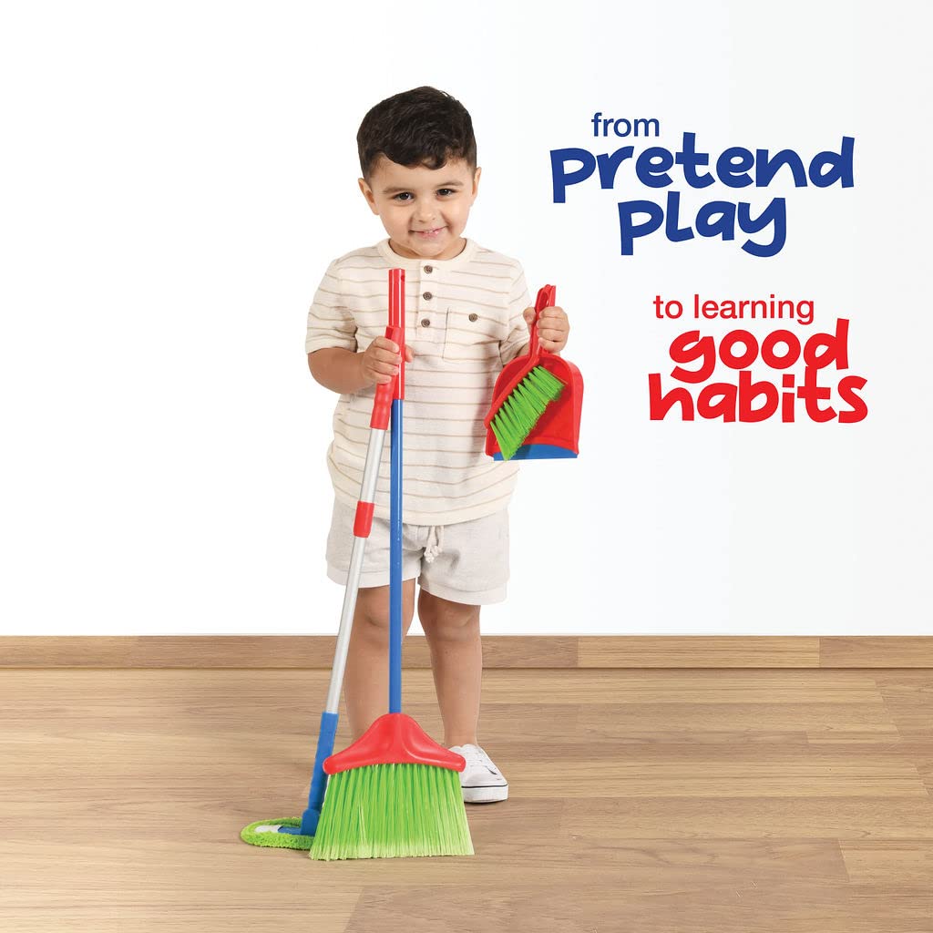 Play22 Kids Cleaning Set mop with extendable handle ideal for tall play areas.
