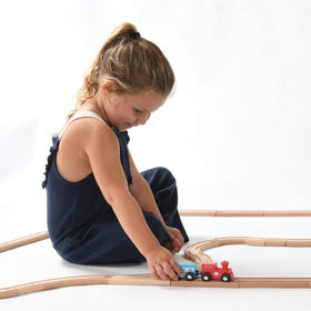 Play22 three-and-a-half-inch curved tracks for wider loops and smooth turns