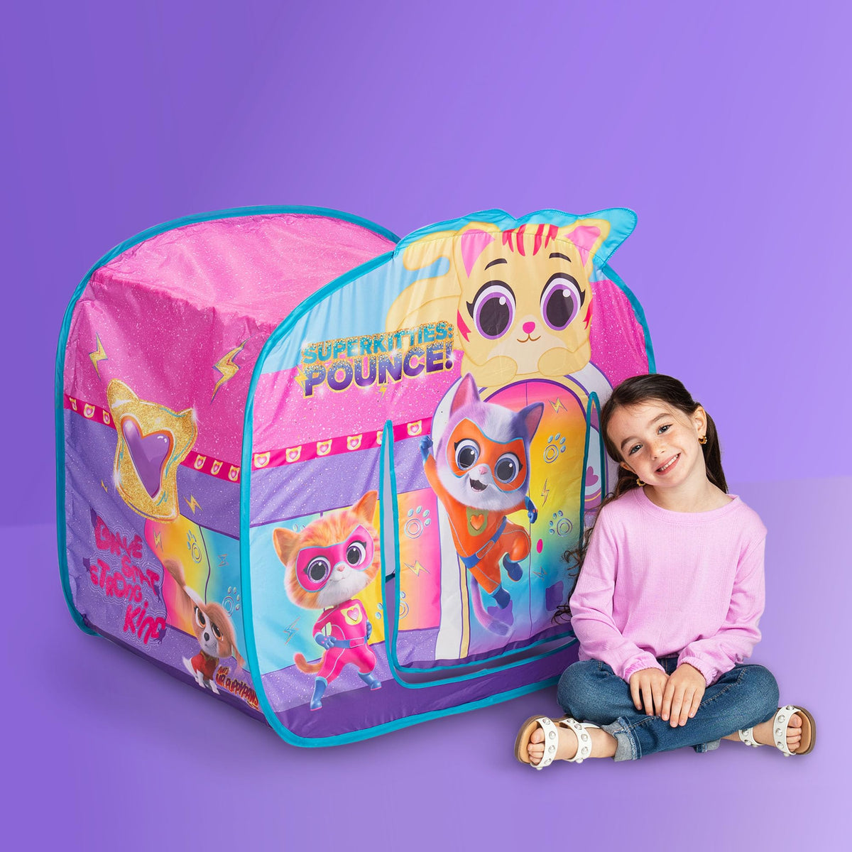 Playhut SuperKitties Purr N Play Playhouse twist-fold in action for easy storage.
