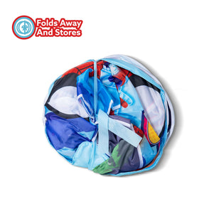 Twist N’ Fold lets quick collapse for compact storage.