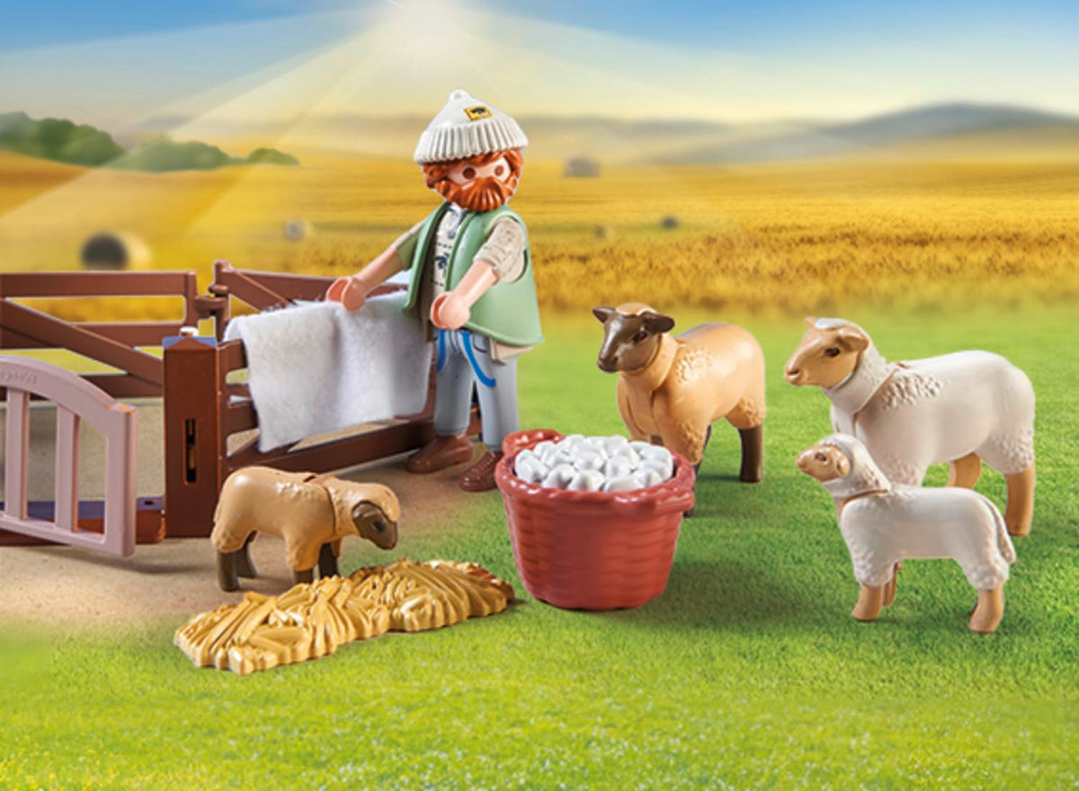 Playmobil 71444 fencing elements help create flowing animal pens