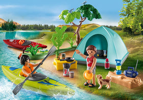 Playmobil camping with kayaks highlights a crackling campfire for friendly gatherings
