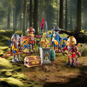 Playmobil Knights of Novelmore treasure chest inspires treasure hunts and storytelling moments.