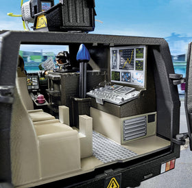 Playmobil Tactical Unit All-Terrain Vehicle grappling hook action for rapid access