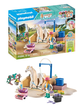 Playmobil waterfall washing station with Isabella and Lioness for imaginative grooming play