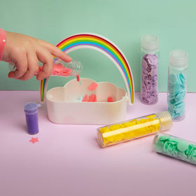 Star-shaped bubble bar adds shimmering bubbles in Craft-Tastic play