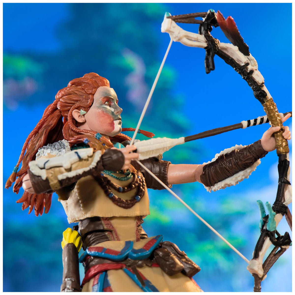 Aloy bow included for action-ready display and photography.