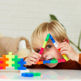 PLUS PLUS Big neon bricks for stem learning boost fine motor skills and color recognition.