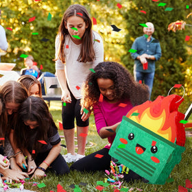Poen pinata paper quality ensures durability through multiple hits.