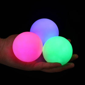 POITOI glow-in-the-dark juggling ball side view, high visibility for performances.