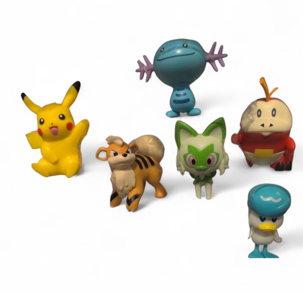 Eevee from the Pokémon Battle Figure 8 Pack, ideal for imaginative battles.