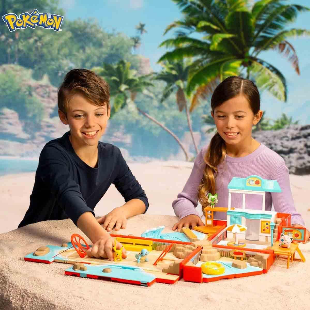 Pokémon Carry Case Beach Battle Playset dual launchers for dynamic play.