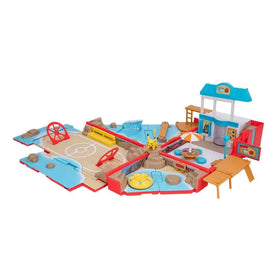 Pokémon Carry Case Beach Battle Playset tidal wave pool for imaginative play.
