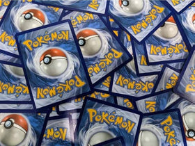 Official Pokemon TCG deck box keeps cards protected during transport.