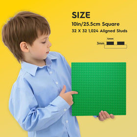 Pokiiulk baseplates with 32 studs per side enable secure brick connections