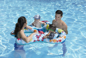 Poolmaster Mommy and Us center bin for toys and snacks during pool time