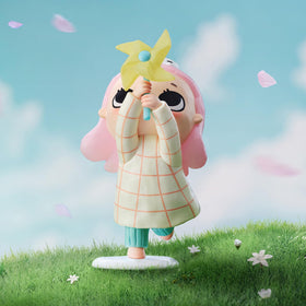 POP MART Nyota figure—premium materials ensure durable, safe toys for young collectors.