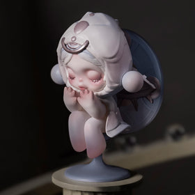 POP MART Skullpanda Paradox size overview 3-4 inches