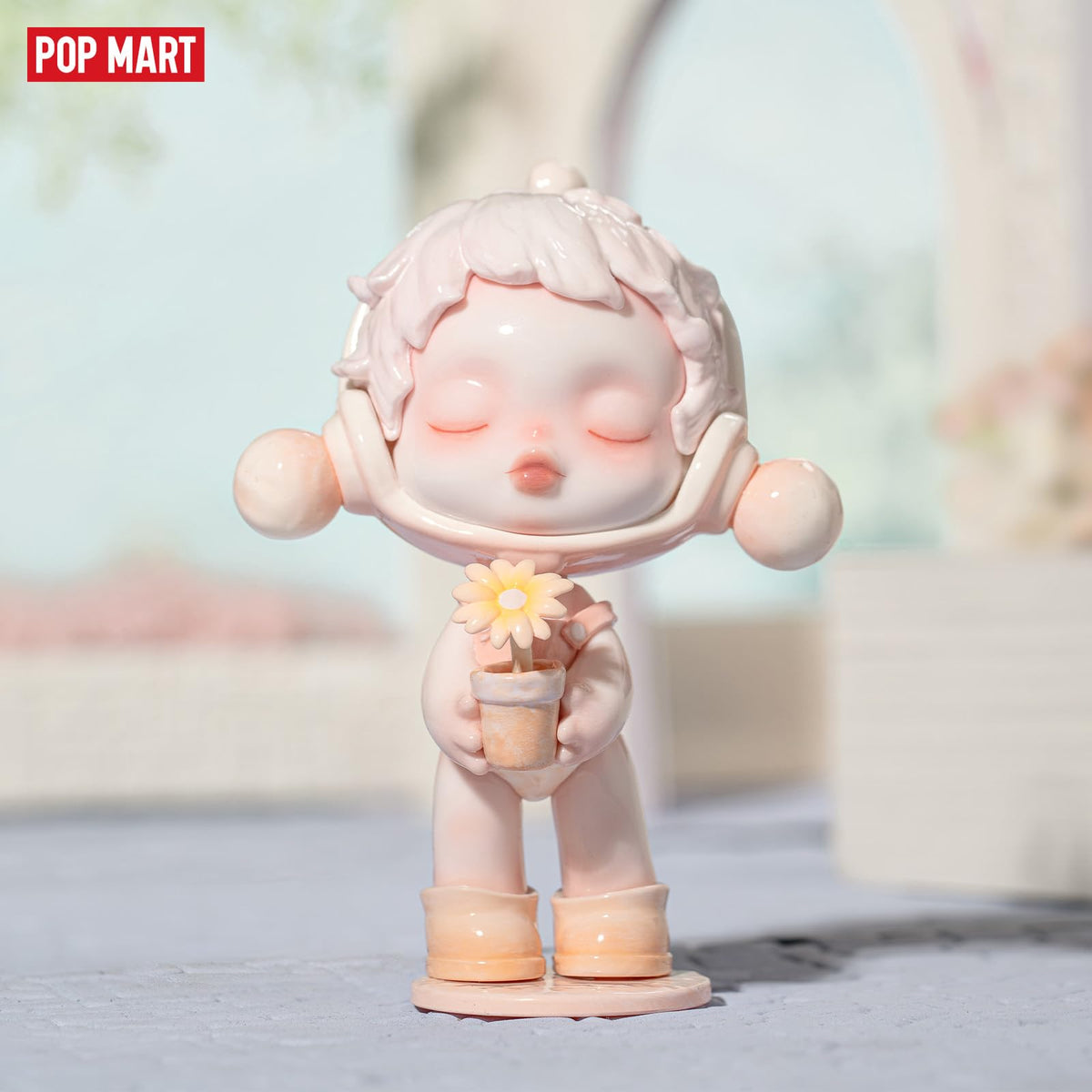 POP MART Skullpanda on-desk setting showcases warm decor and mood