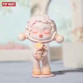 POP MART Skullpanda on-desk setting showcases warm decor and mood