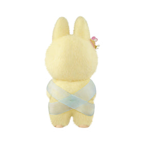 POP MART The Monsters Labubu - close-up colors emphasize crisp artwork for gift-giving.