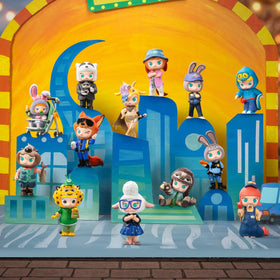 POP MART Molly × Zootopia gift-ready packaging close-up highlights presentable gift option.