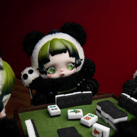 POP MART SkullPanda pendant packaging display idea, a thoughtful gift for fans.