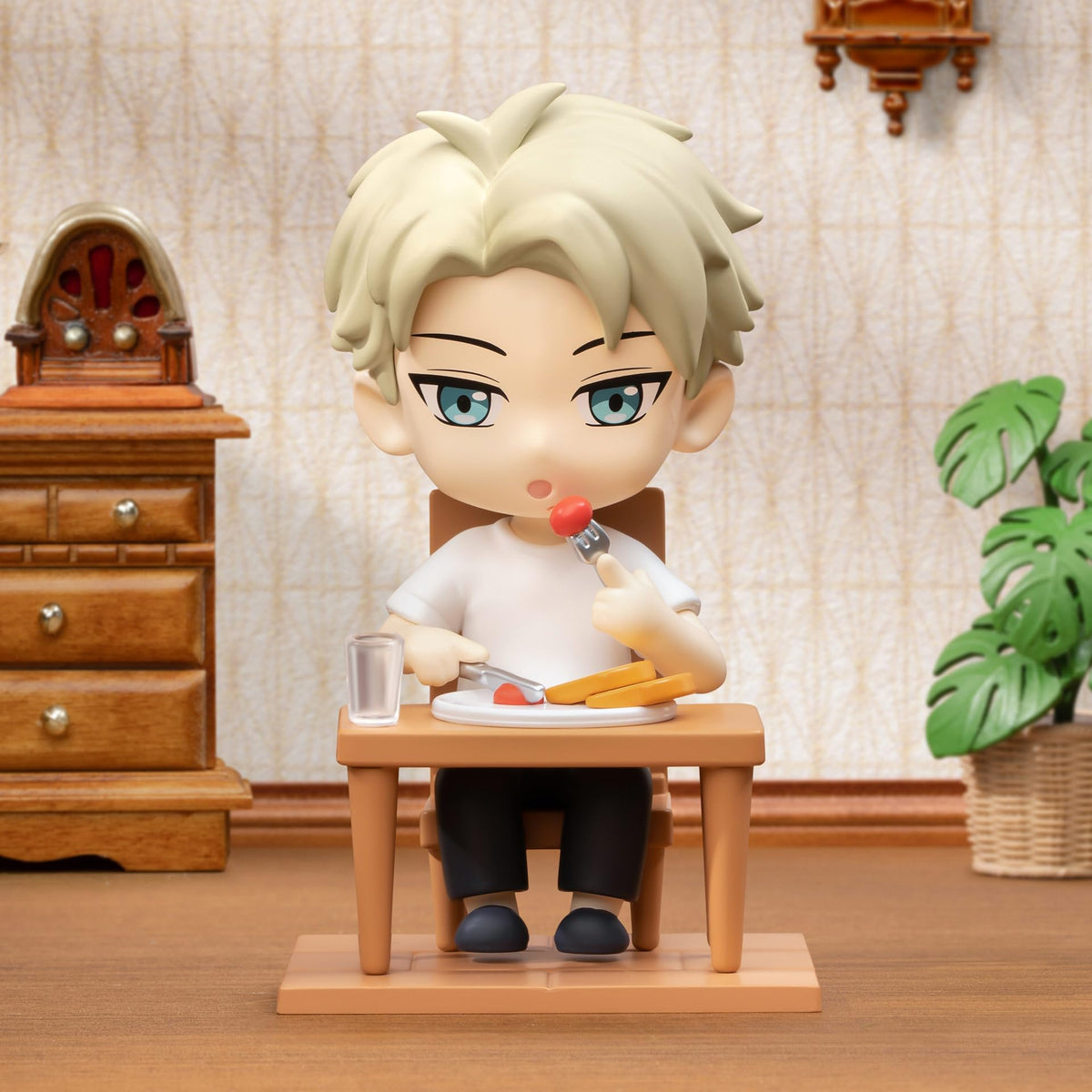POP MART Spy × Family Hirono blind box figure packaging hints at collectible charm