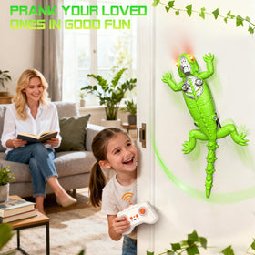 POPPLAYING realistic lizard texture adds tactile realism to playtime.
