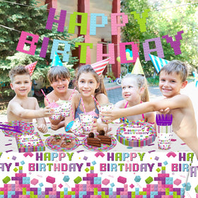 Poqirzan building blocks plates provide colorful, durable dining for kids' parties.