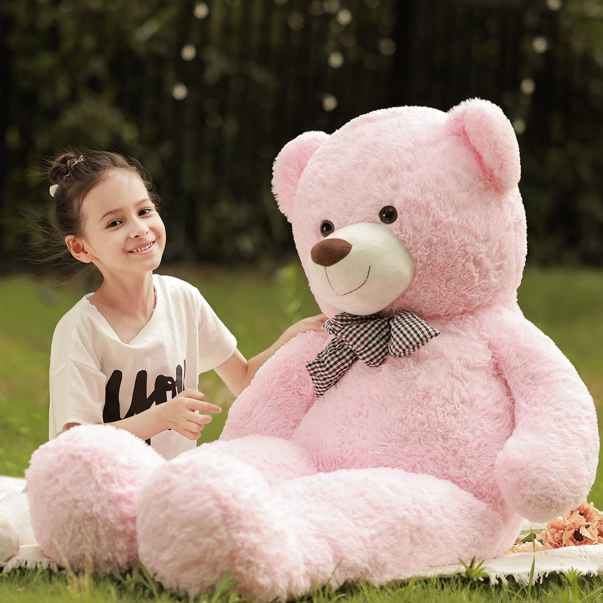 Poutmac pink teddy bear gift-ready packaging communicates celebration appeal