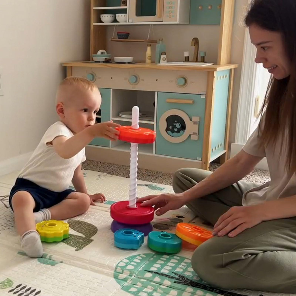 PracticeJQDEN textured discs offer sensory feedback for curious fingers.