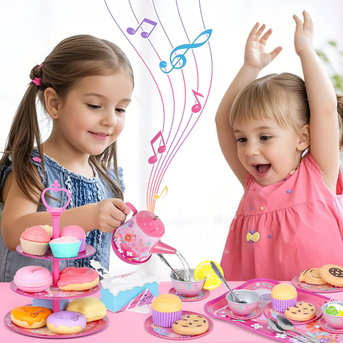 PRE-WORLD pretend-food set sparks creativity with doughnuts and macarons.