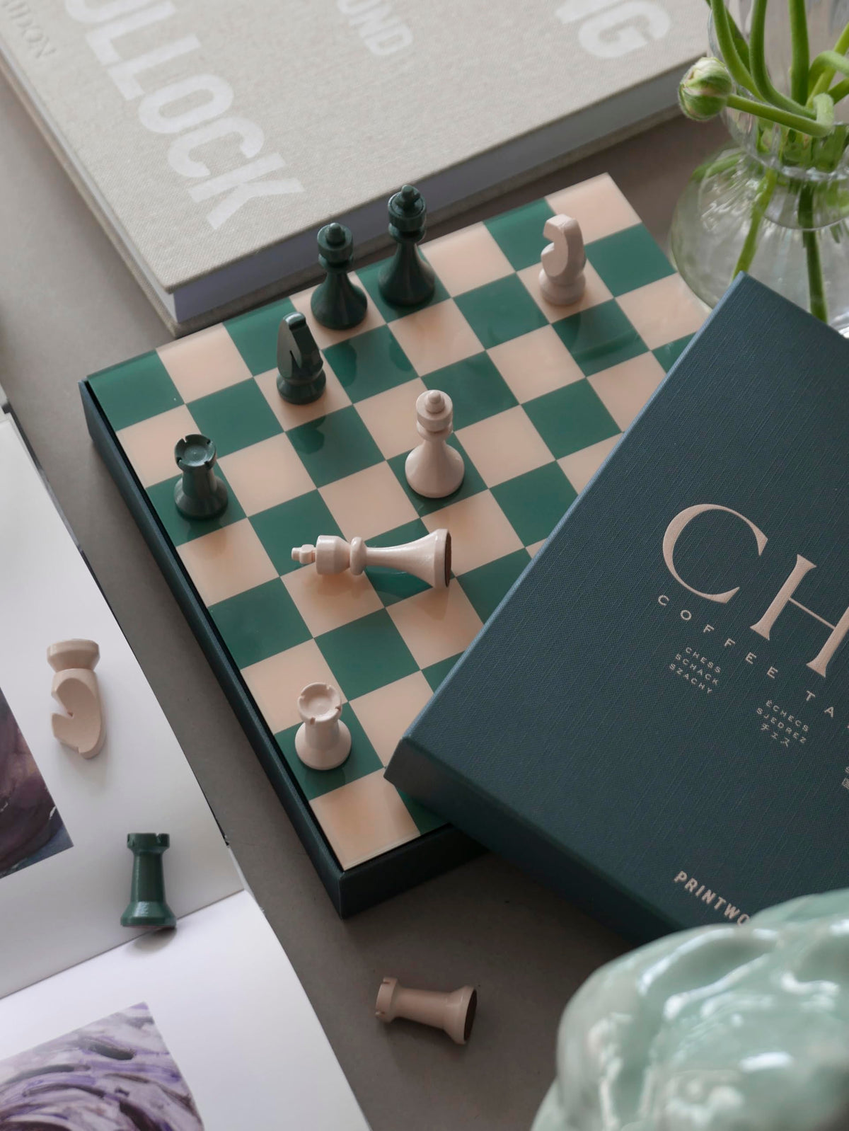 PrintWorks Classic Chess multilingual instructions in English, French, German included.