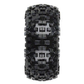 Pro-Line Raid SC removable hex wheels showing adjustable offset capability.