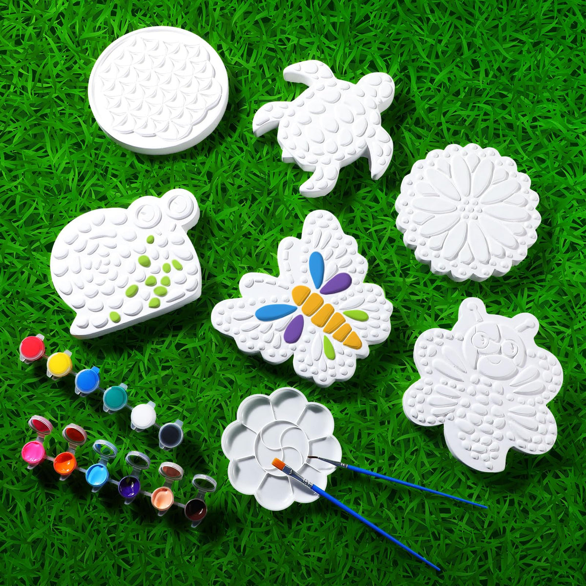 PullCrease sunflower stone painting creates charming outdoor decor.