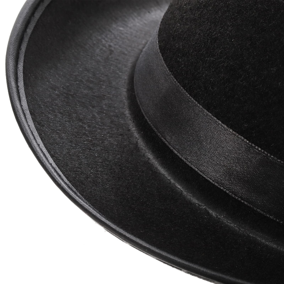 Pumtus stovepipe hat worn on model demonstrates retro vibe for parties