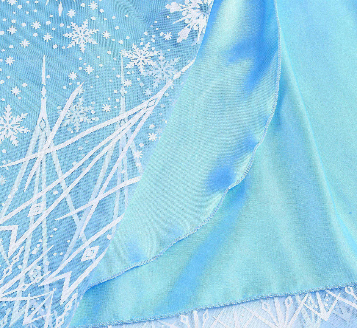 Purfeel durable princess costume cape built for active kids