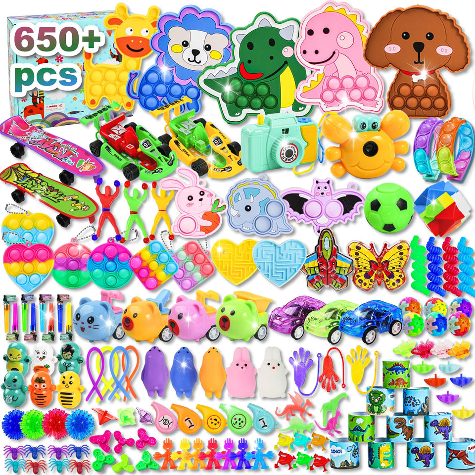 QATITP 650 Pcs Party Favors display for classroom prizes and celebrations.