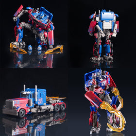 QCCX seven-inch articulated figure ready for posing.