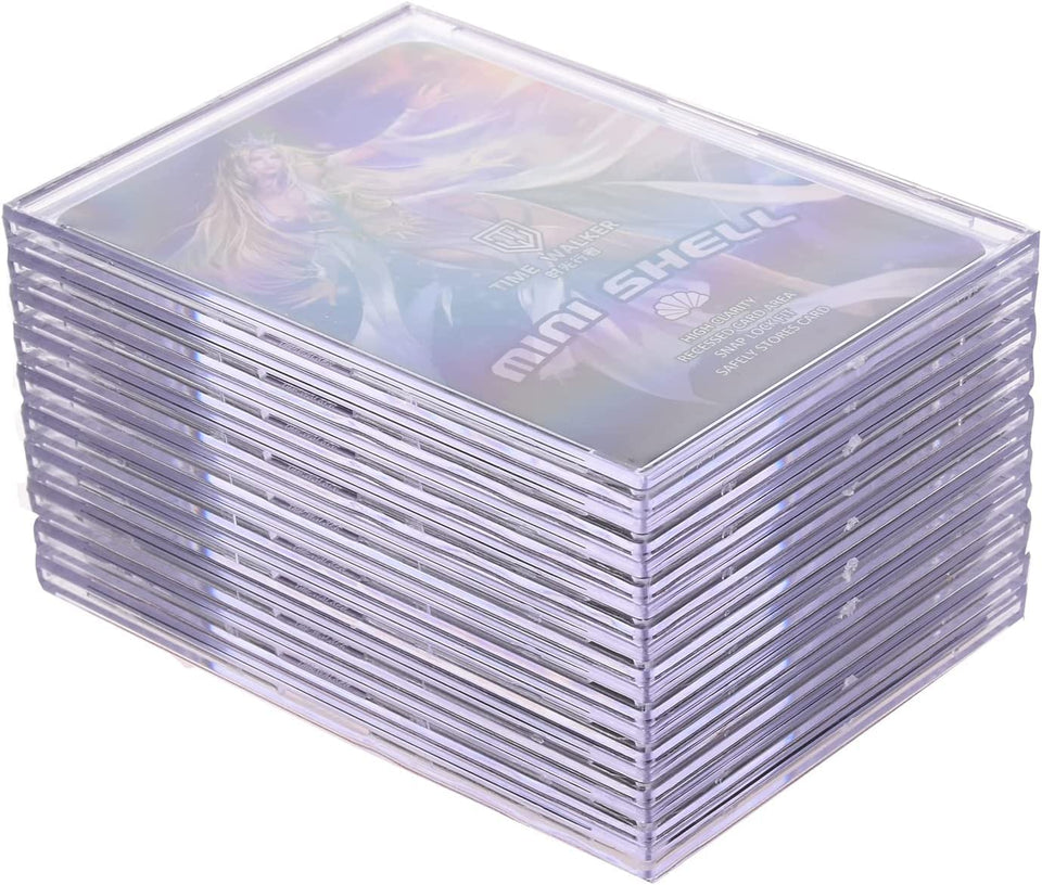 Qesonoo top loader sleeve clearly displays the card while protecting it