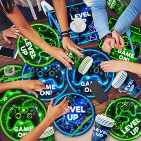 QIYANPAX neon game cups pair with meals for a cohesive party look