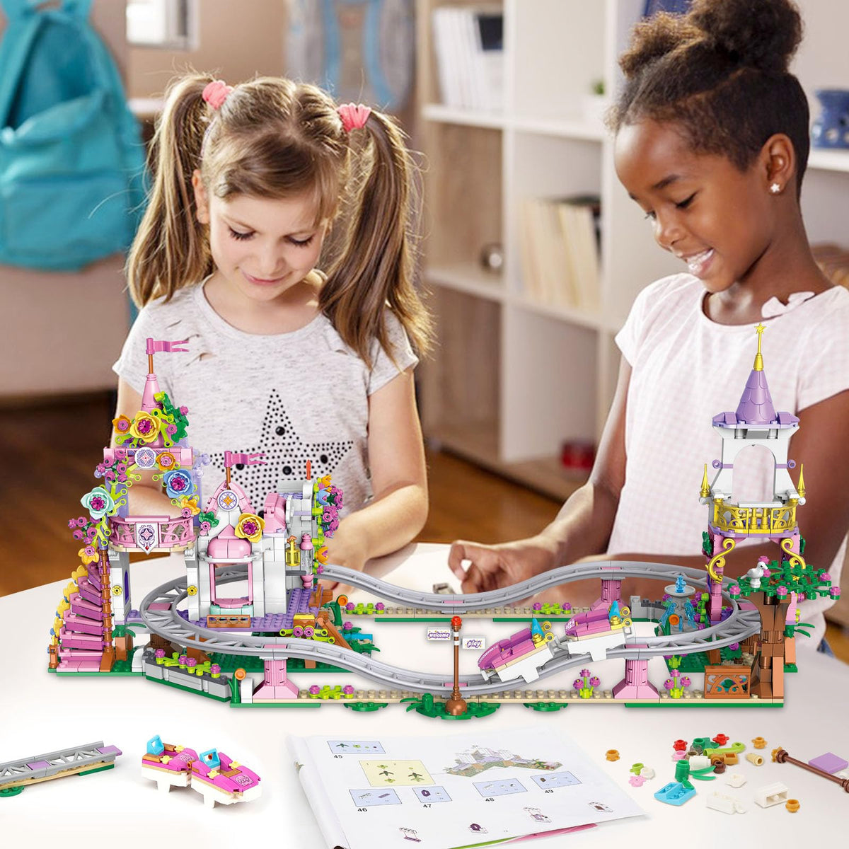 QLT QIAOLETONG castle-themed decorations brighten a kids' play space.