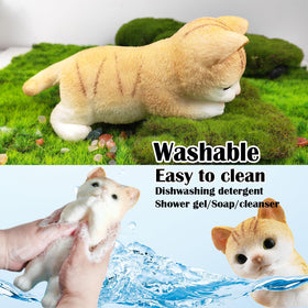 QOUXZ Packaged cat squishy featuring fluffy accents for easy storage.